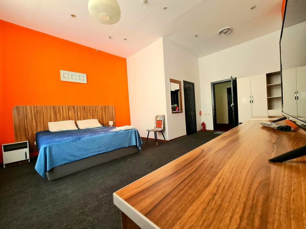 Отель City Rooms Almaty Алматы-4